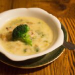 Cozy Up with Hearty Broccoli and Cheese Slow Cooker Soup