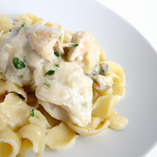 Slow Cooker Chicken Alfredo: Creamy Comfort Made Easy