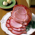 Sweet & Savory Delight: Mastering Honey-Glazed Roast Ham