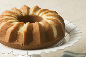 Deliciously Simple: The Ultimate Guide to Gluten-Free Cakes