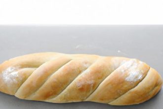 The Magic of Yeast Dough: Rise, Flavor, and Crafting Tips